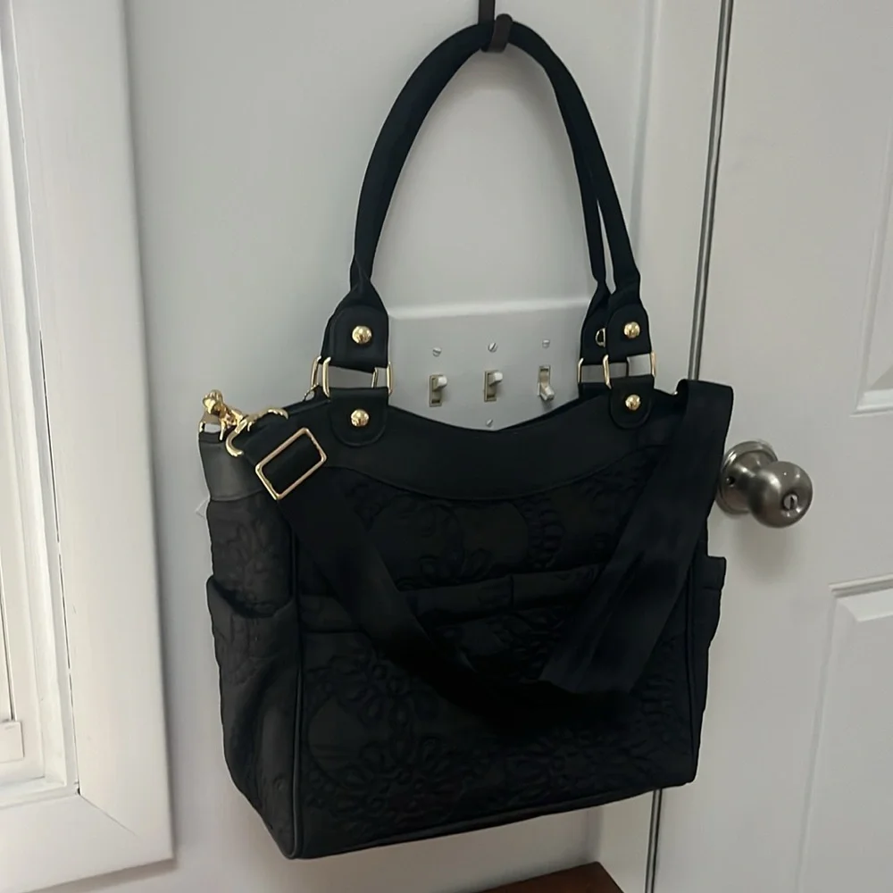 Petunia Pickle Bottom Central Park North Embossed City Carryall Diaper Bag,NWT